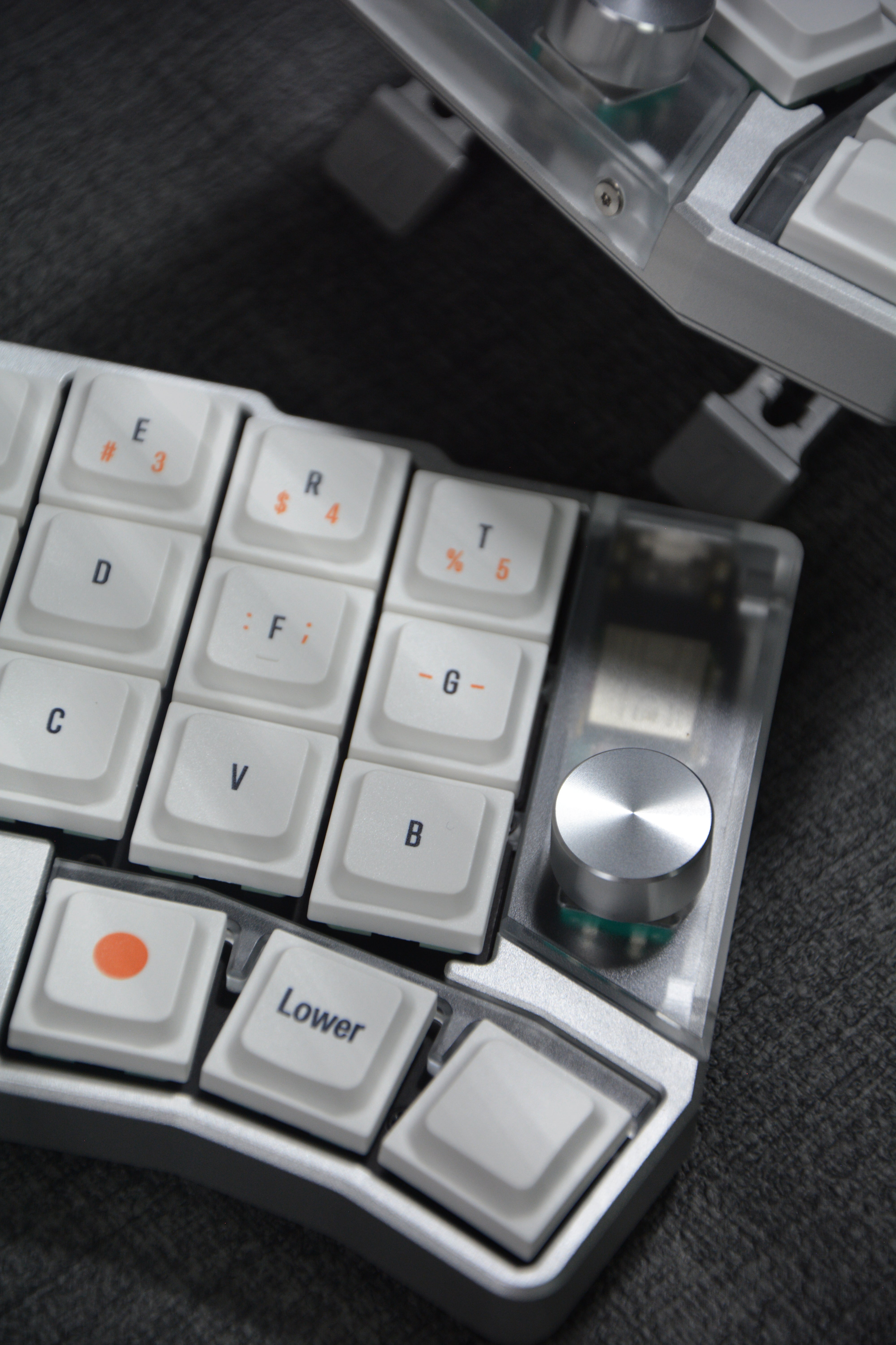 Cornix LP Split Ergonomic Keyboard | Wireless Low-Profile