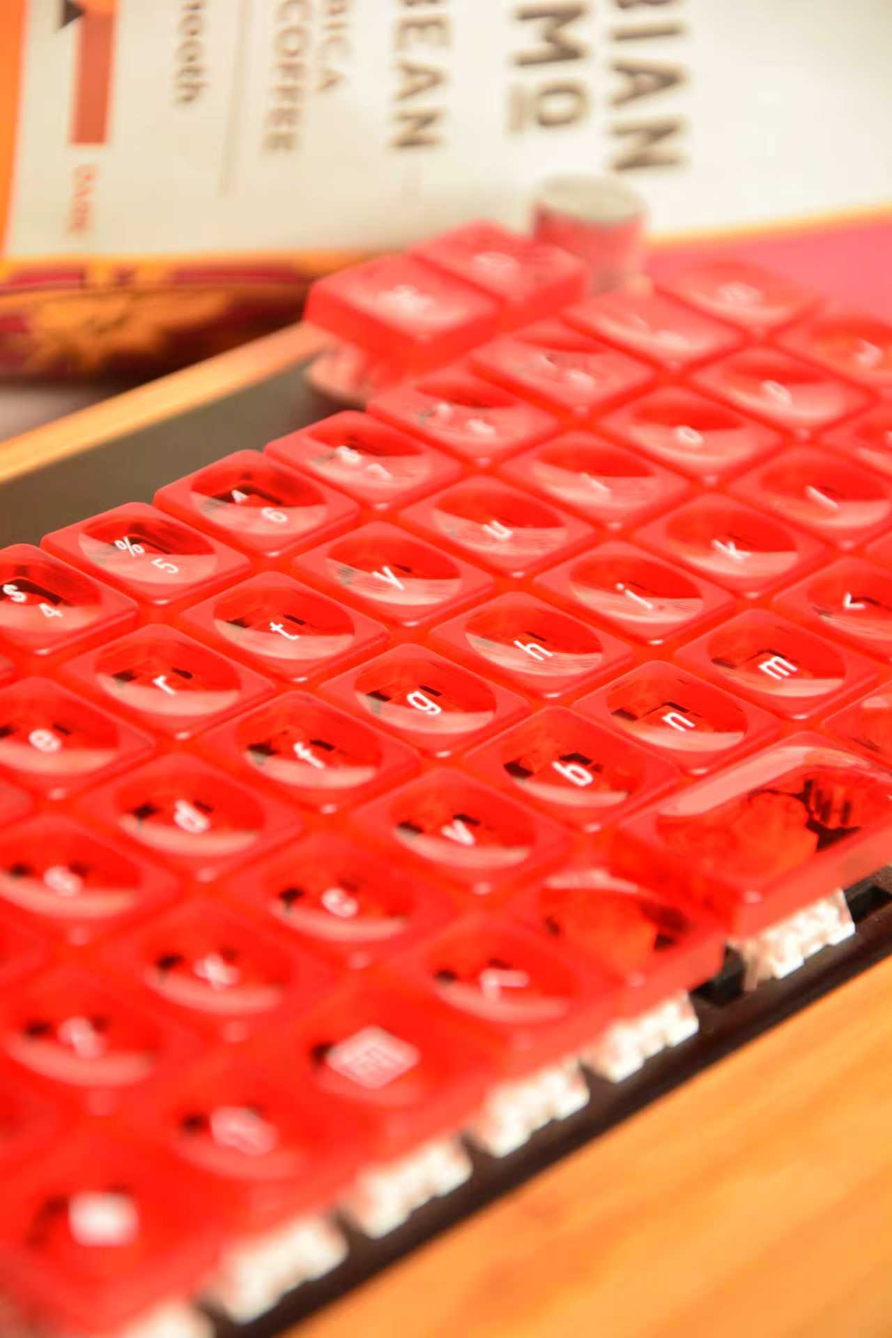 LCK Transparent 40% Low-Profile Keycap Set