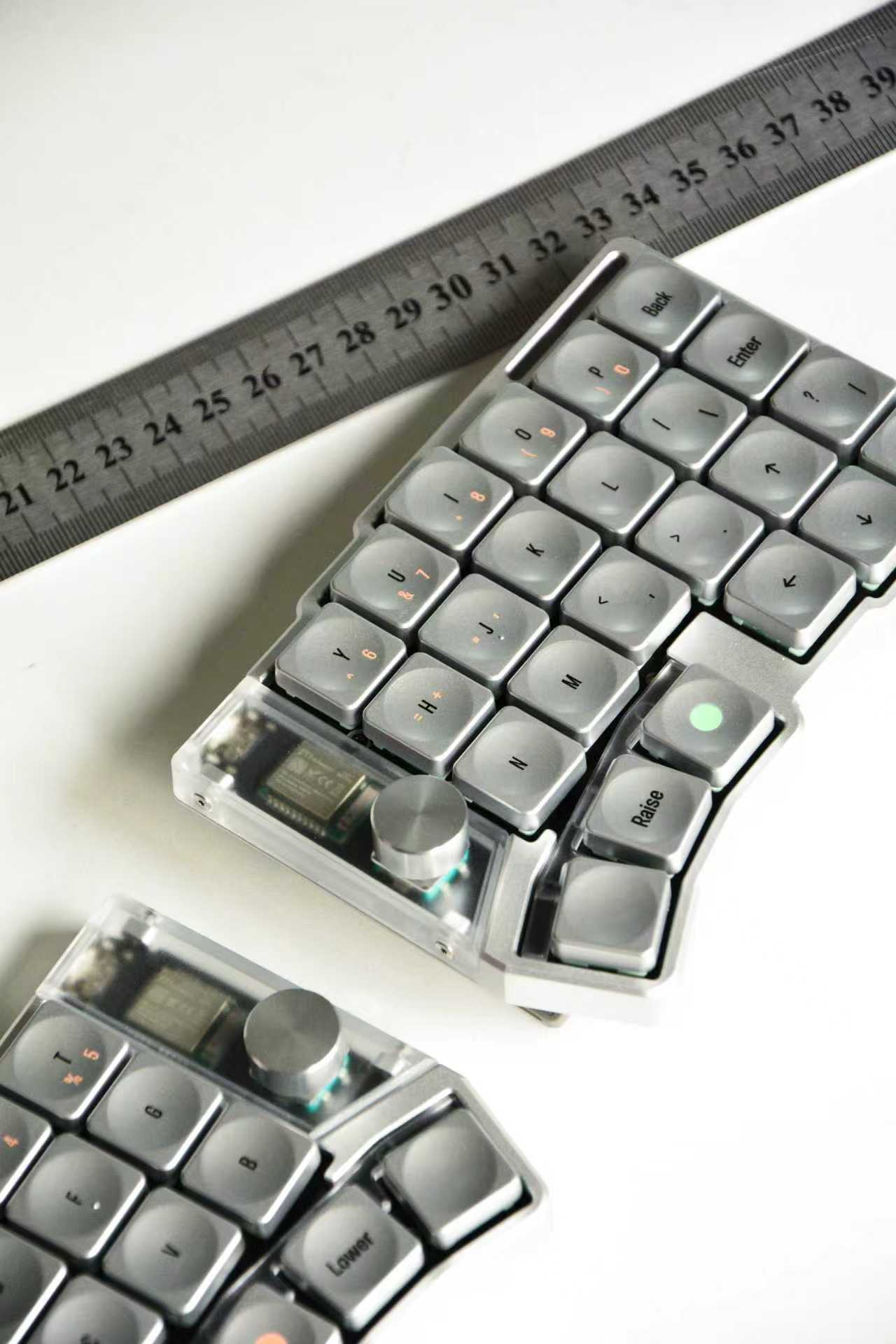 LCK-Cornix Transparent Keycap Set